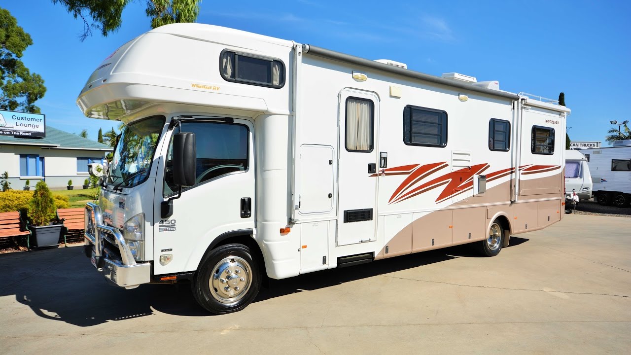 Winnebago Longreach Motorhome Walk Through #UM38