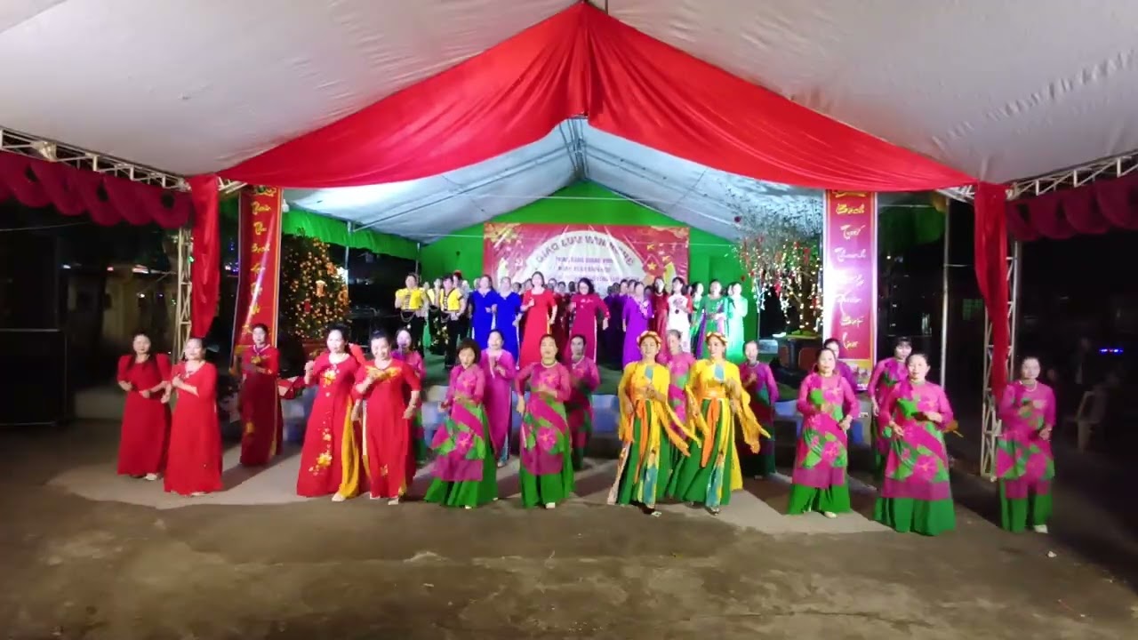 Lê Hồng Vũ - Đồng diễn kết thúc đêm văn nghệ 12 - giêng - Bính Ngọ