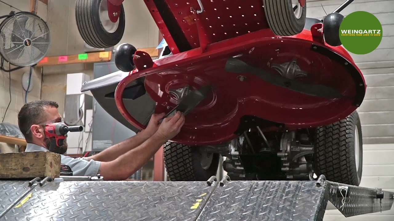 Как заменить лезвия на Toro Zero Turn