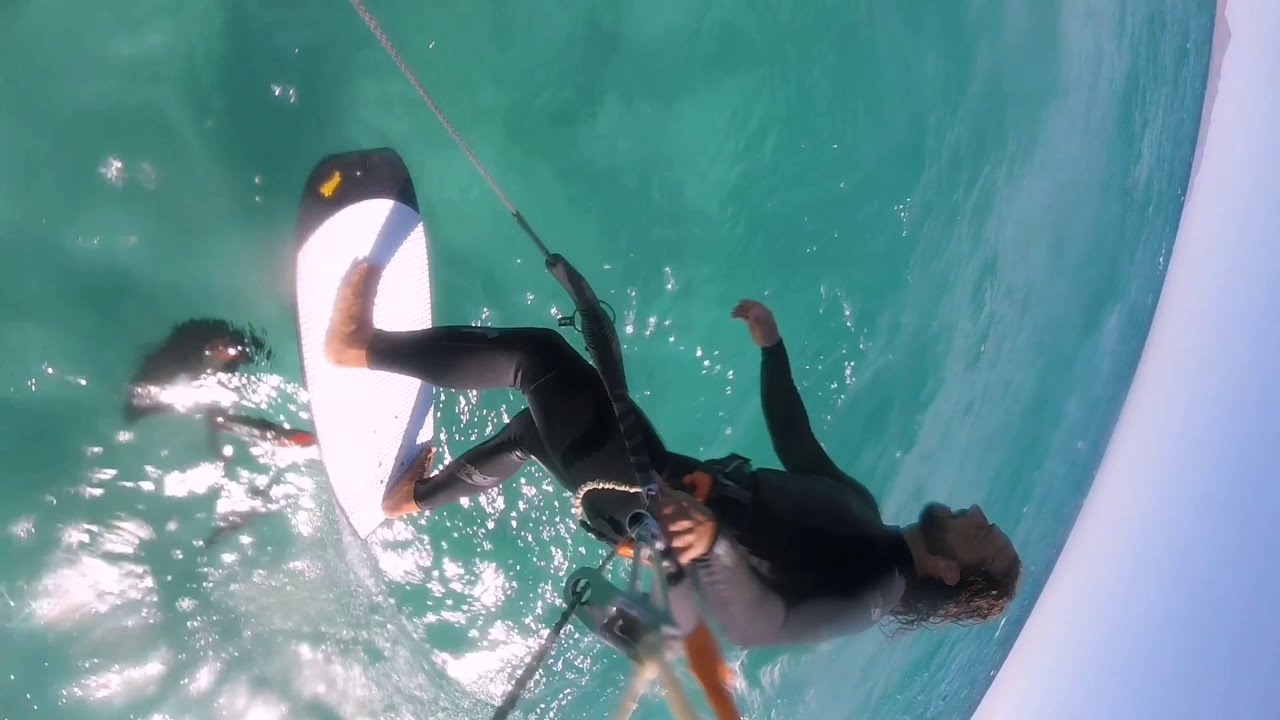 Moses Onda 633 in some small waves