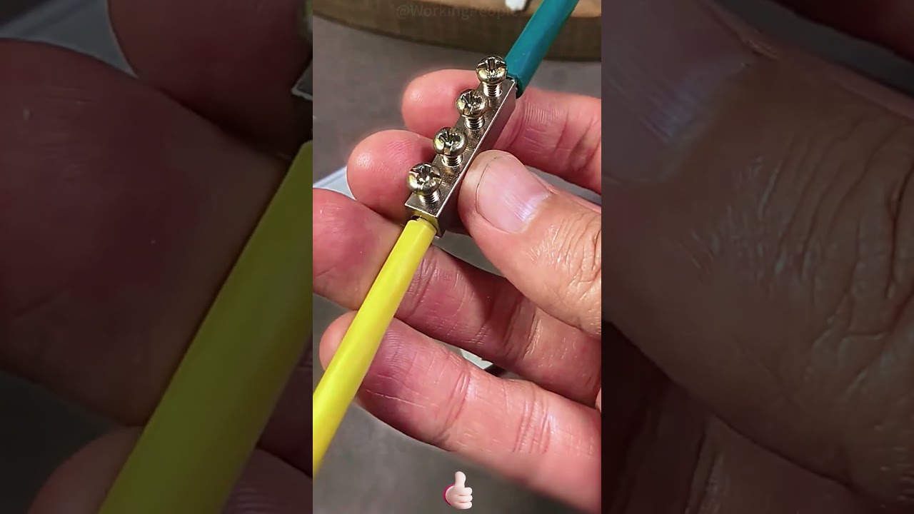 Convenient auxiliary tool for rapid connection of copper and aluminum wires