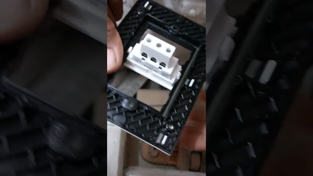How to remove modular switch