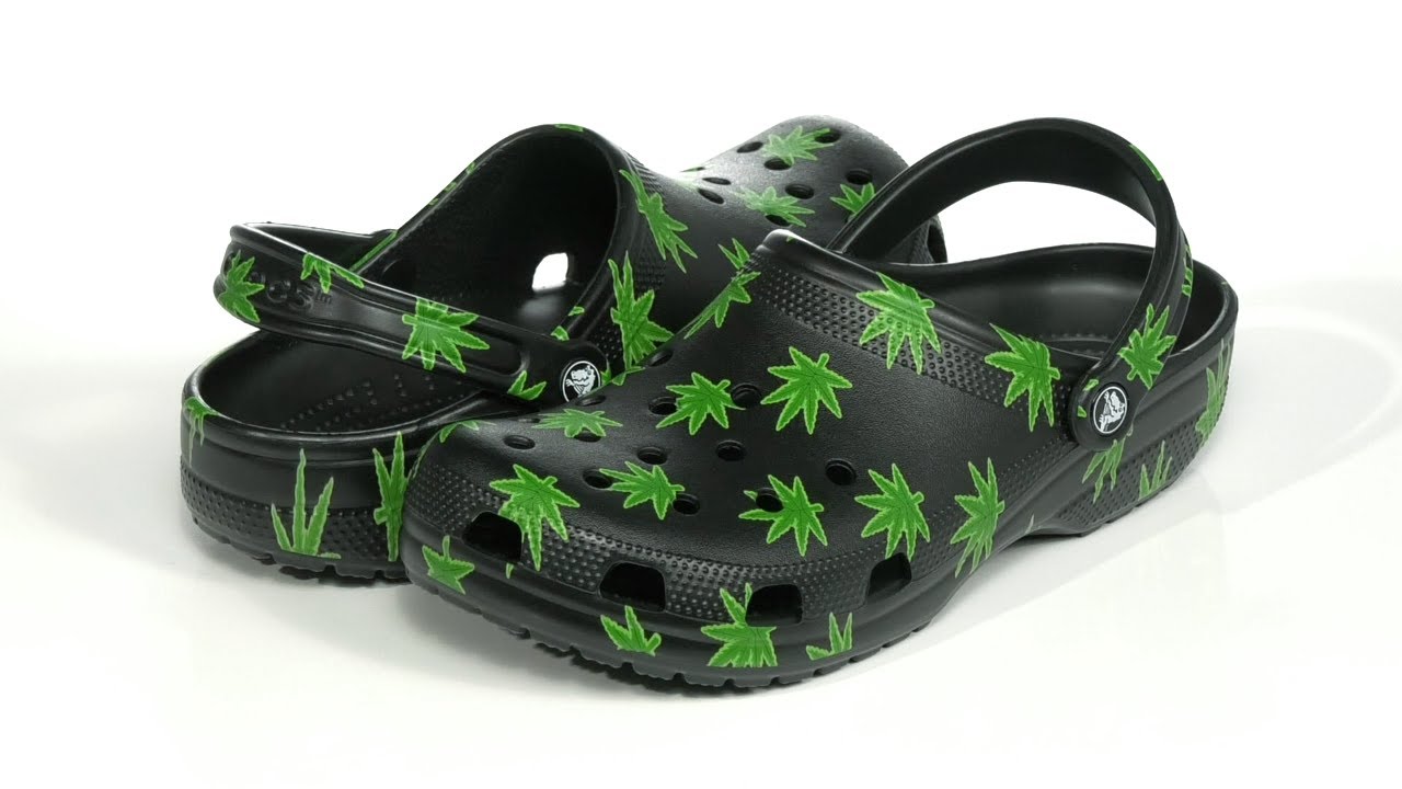 Crocs Classic Hemp Leaf Clog SKU: 9486012