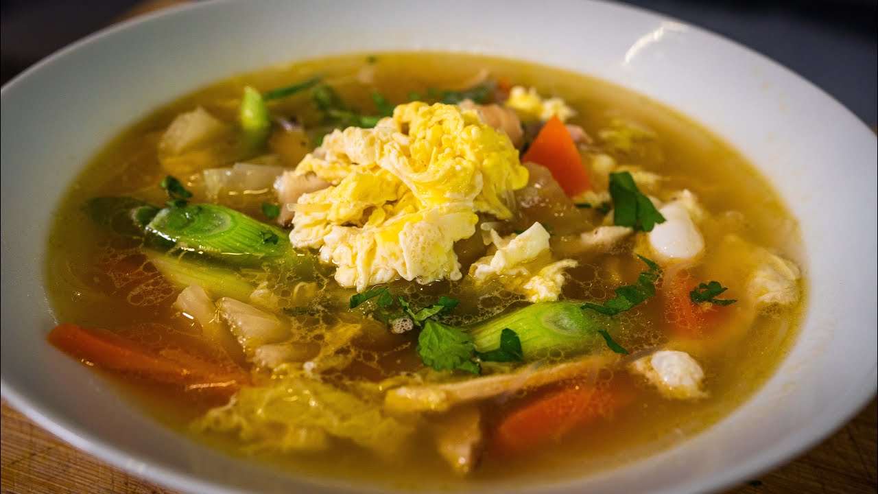 Kung Fu Suppe mit Eierblumen | Asian Soup Recipe