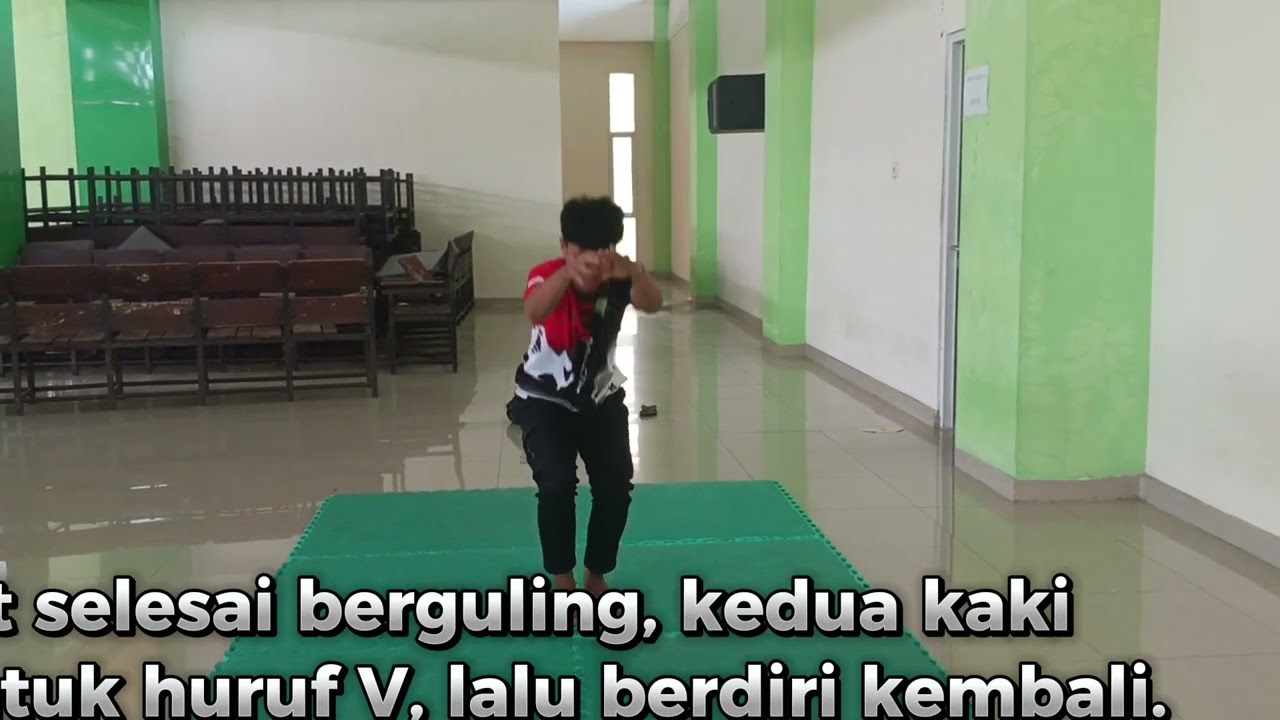 Langkah-langkah (fase gerak) rolling depan bulat V