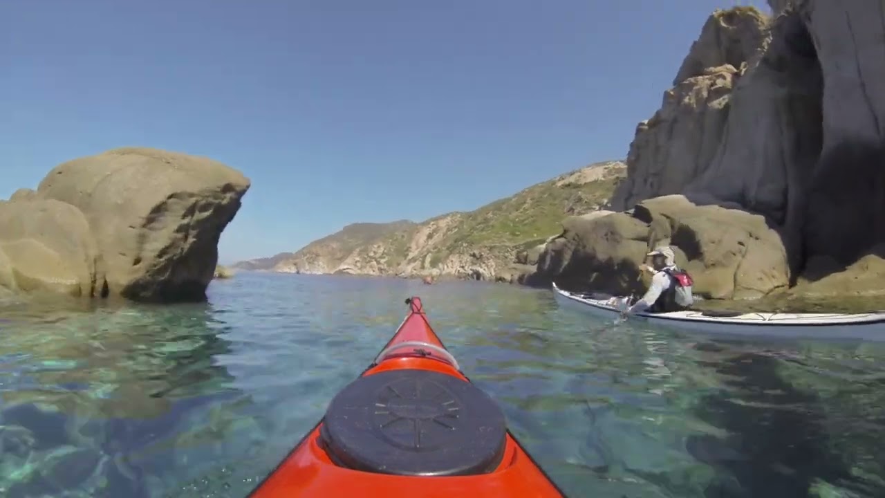 Isola del Giglio in kayak
