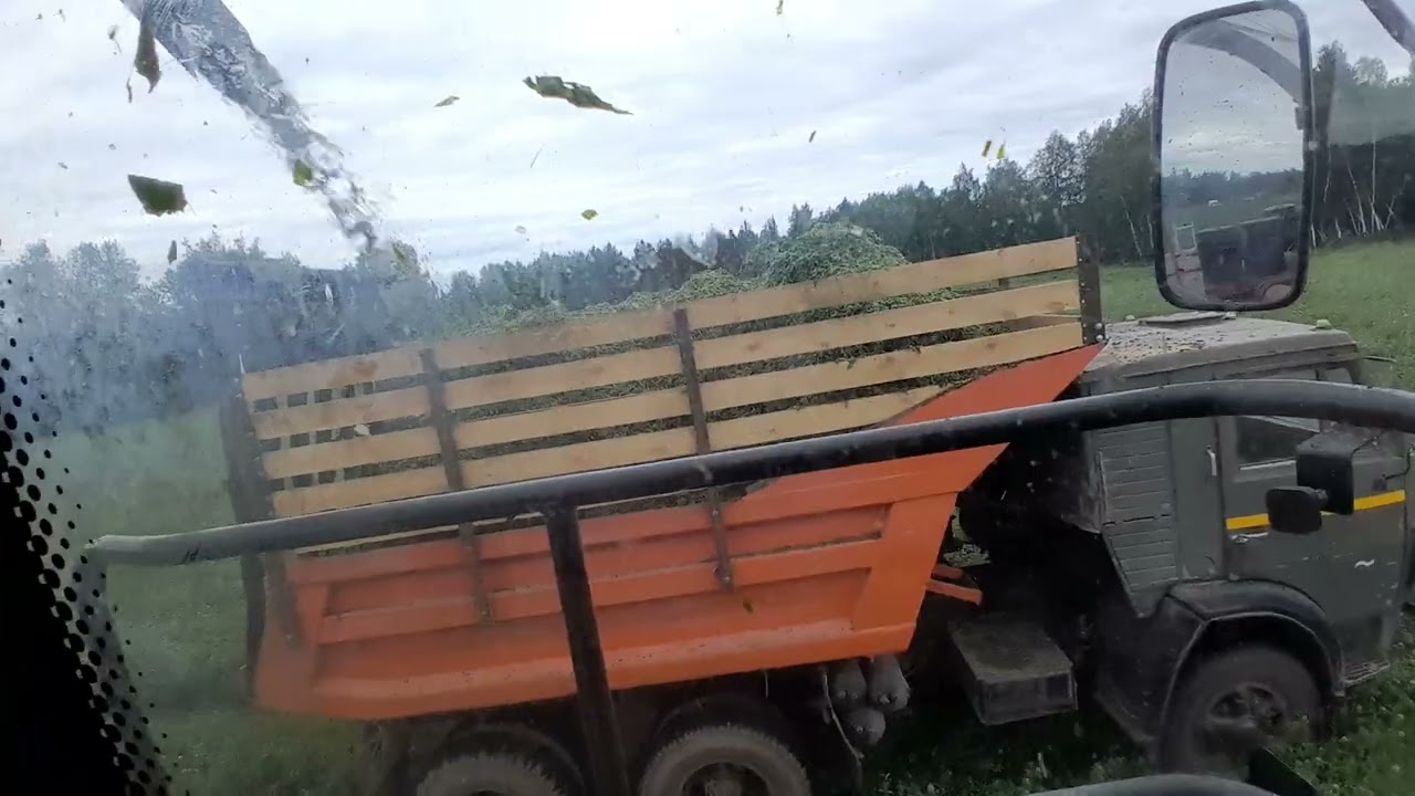 уборка клевера на Дон 680 .провели небольшое ТО .
