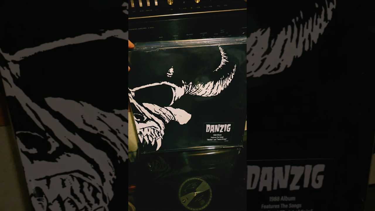 Я все еще в шоке от официального переиздания Danzig @DanzigVerotik #danzig #vinyl #reissue #misfits