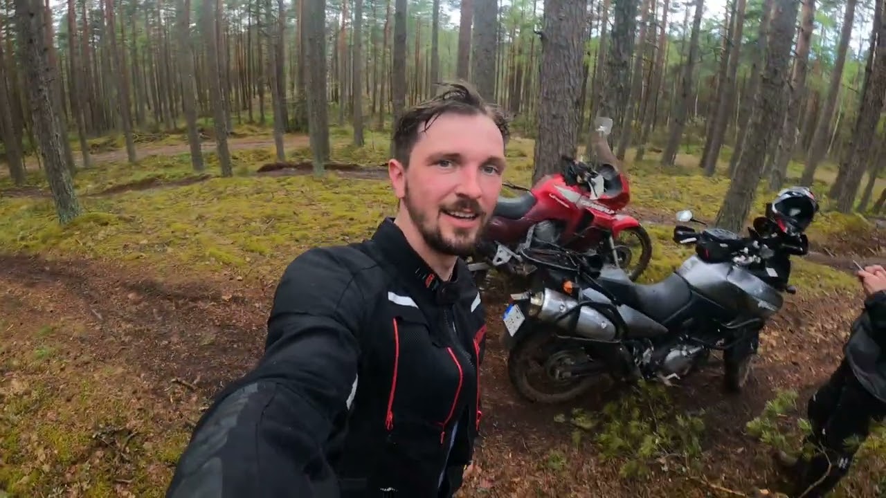 Jaunmārupes enduro taka ar begemotiem - V-strom un Transalp