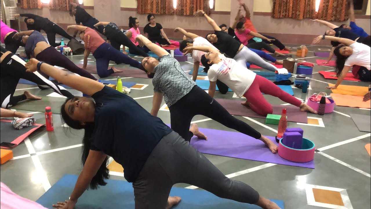 25 Minutes Indian Yoga for flexible Back / back bend with Master Ajay