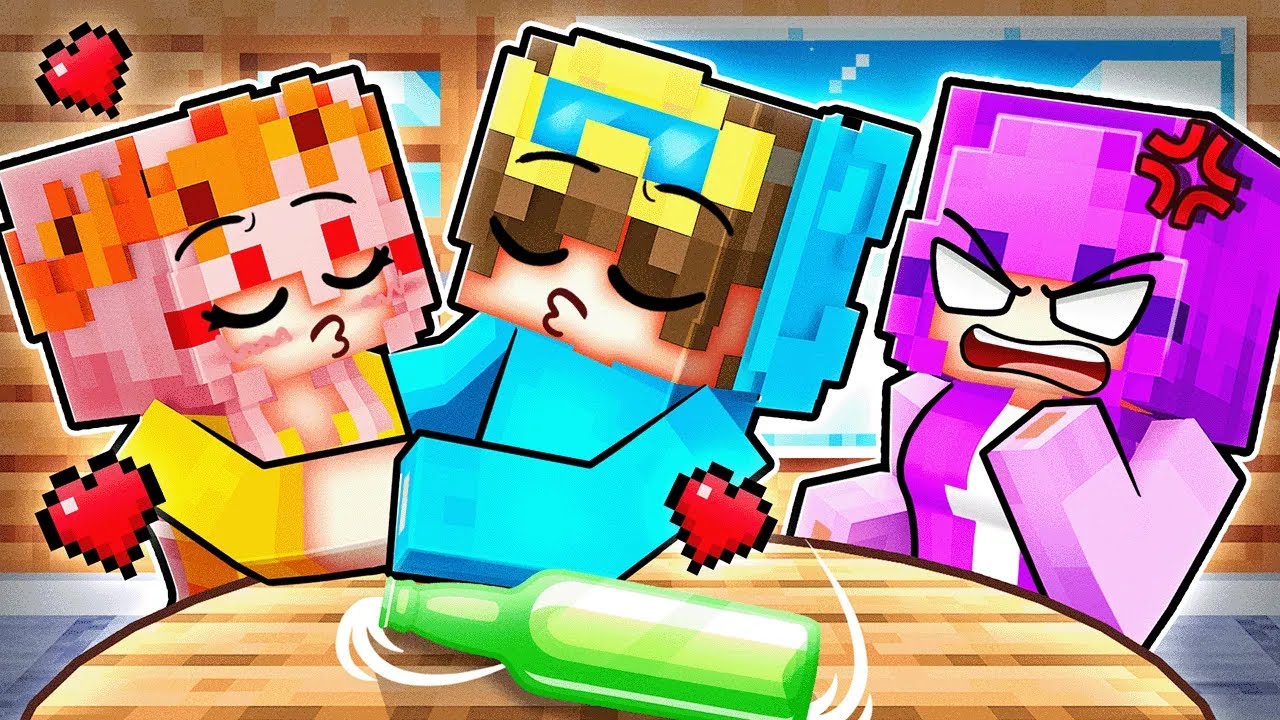 SPIN THE BOTTLE with My Crush in Minecraft!