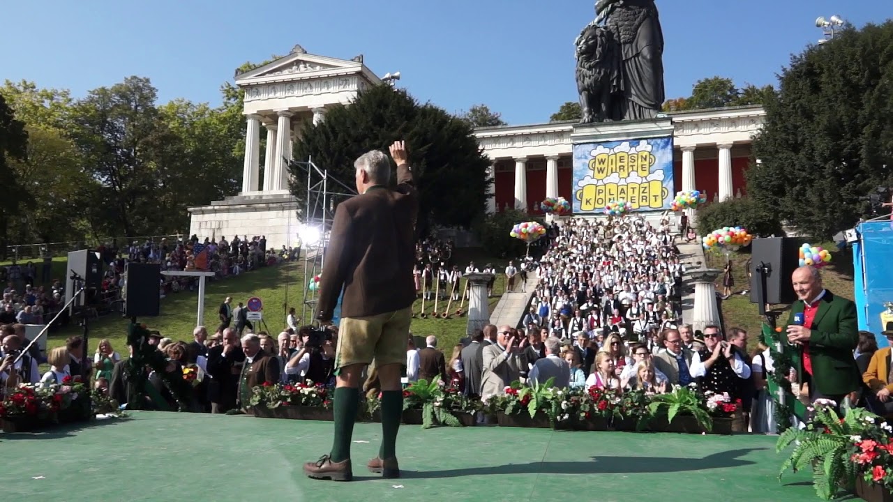 Platzkonzert Oktoberfest 2018: Dieter Reiter - Bayer. Defiliermarsch