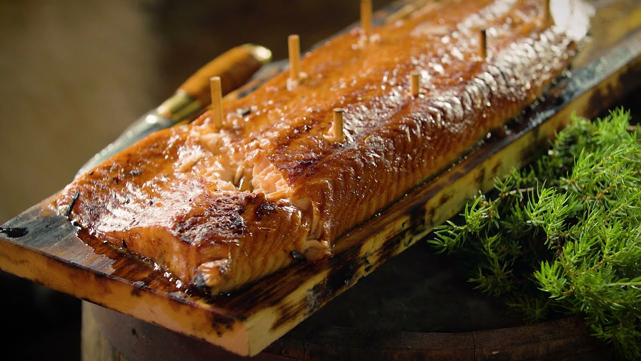 Echter Flammlachs &ndash; die original finnische Delikatesse | H&auml;t&auml;l&auml;