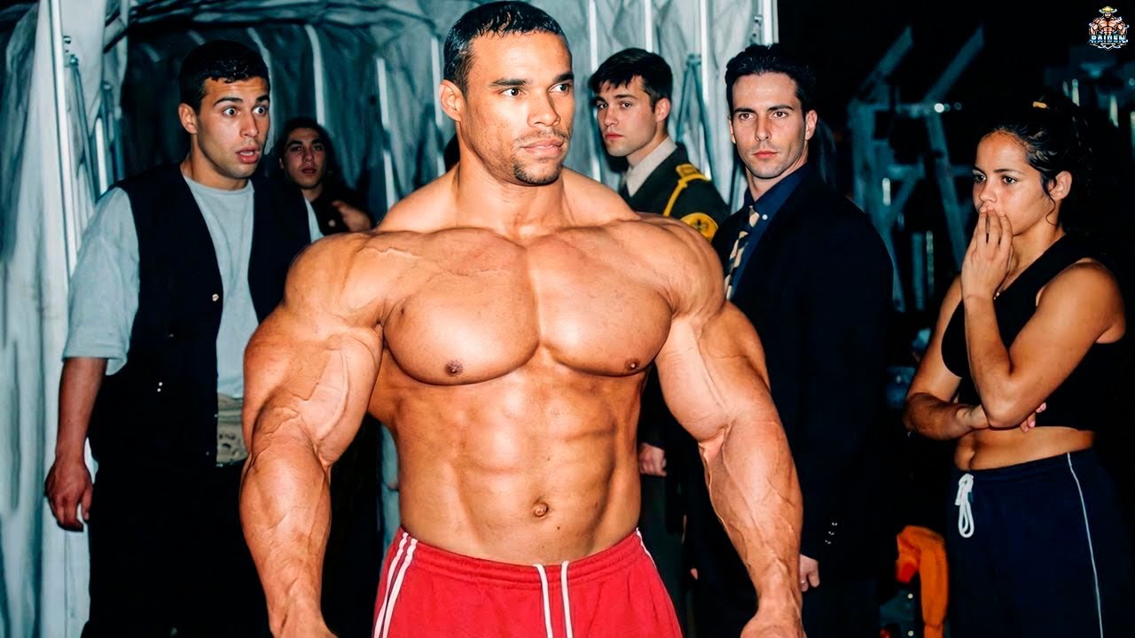 EPIC REACTIONS to BODYBUILDERS IN PUBLIC - PEOPLE'S REACTIONS MOTIVATION 2026