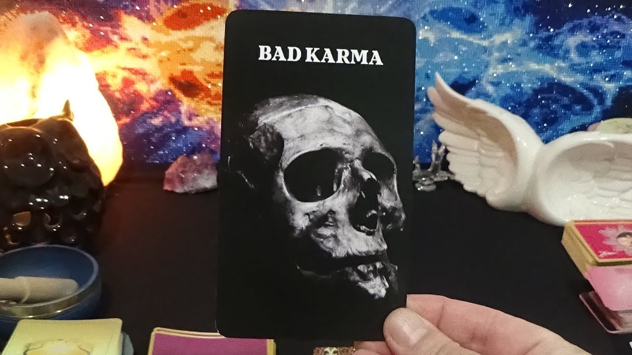 CAPRICORN♑PAST PERSON HAS RECEIVED THEIR KARMA, THEY WANT TO TALK, BUT YOU AREN'T PLAYING GAMES 💕