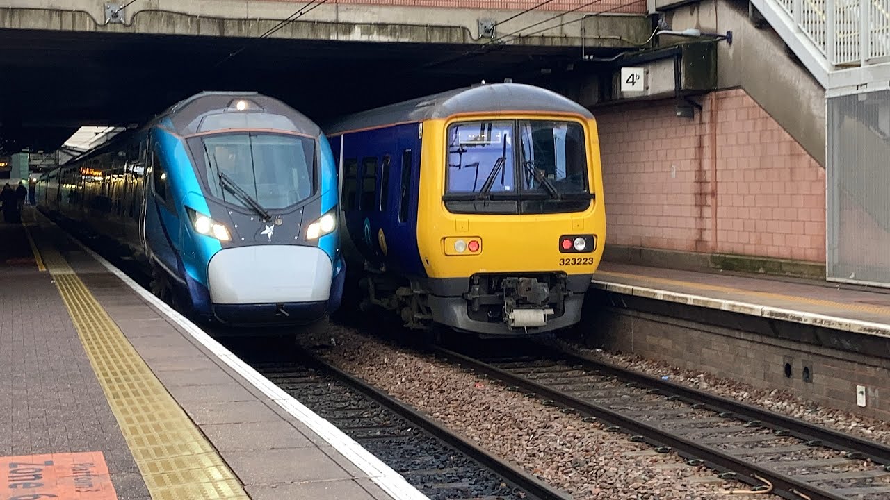 Train-Spotting At Manchester Airport! (12.12.23)