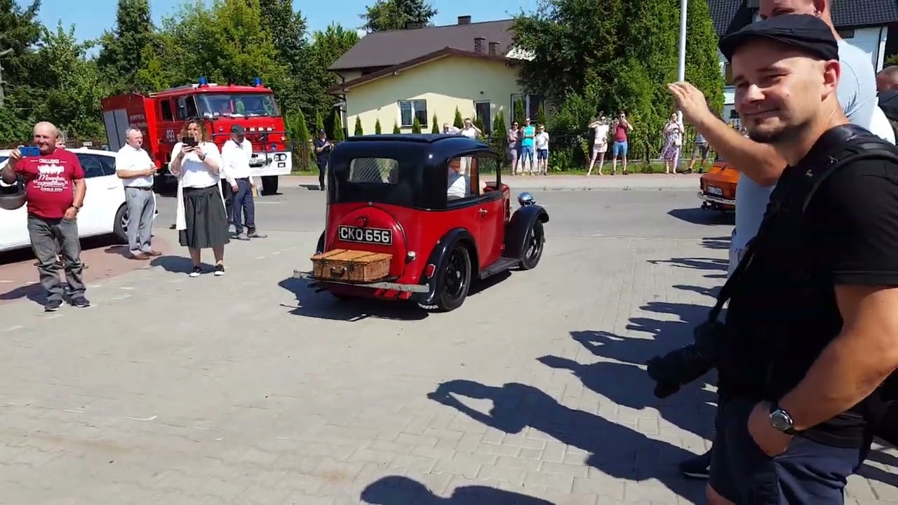 Dni Łosic zabytkowe samochody - Festyn
