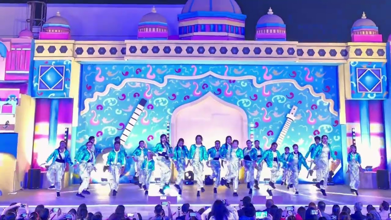 Bollywood teenagers performance, Global Village