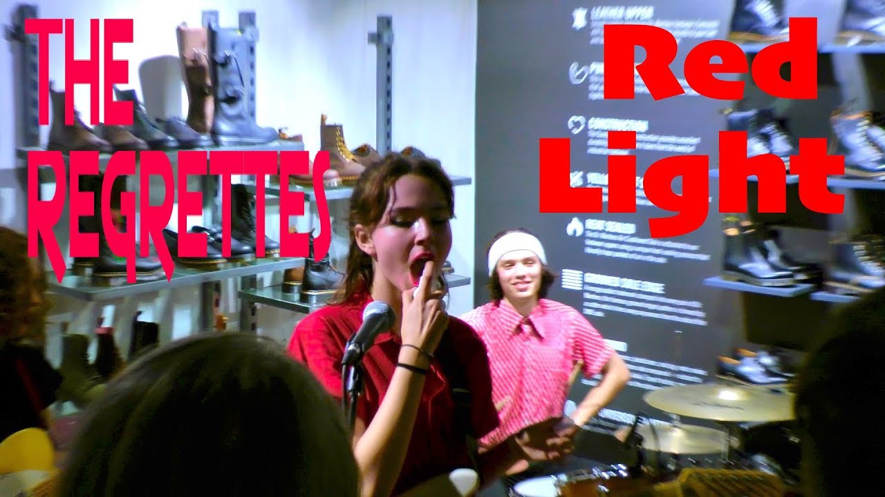 The Regrettes 