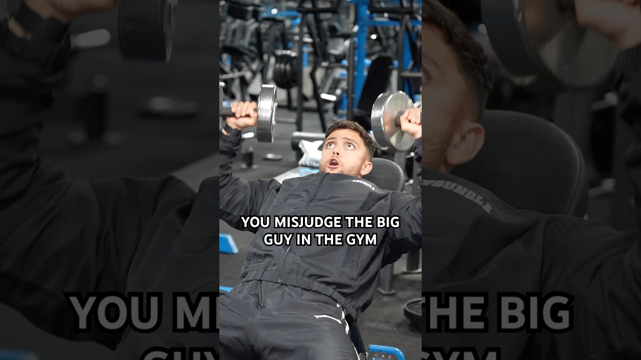 THE BIG GUY IN THE GYM #shorts #short #viral #gym #fitness