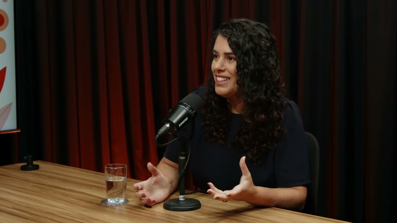 Ep 5 - Não é loucura, é hormônio: saúde mental  e emoções na perimenopausa.
