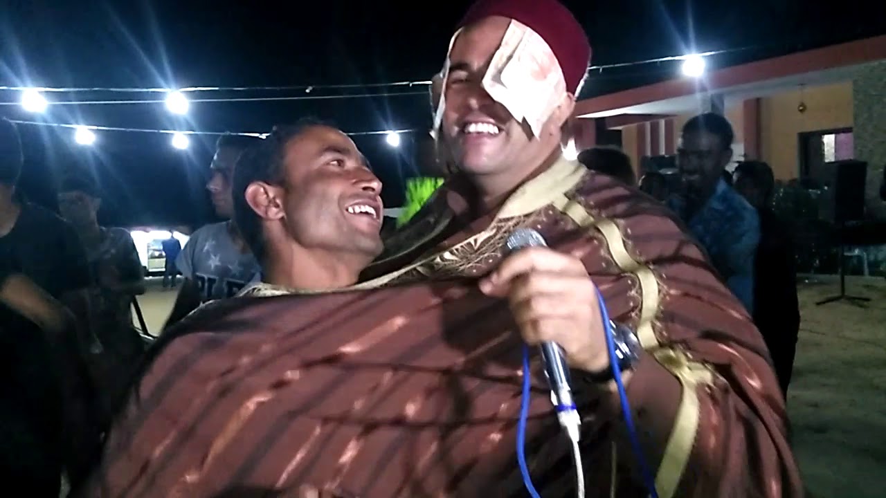 مستاحش مكحول اميامه 😍من هم قضاها نضمضم😊 جتني في خالي و اوهامه❣️ في وين الرقراق مغيم👈