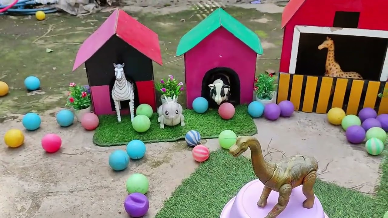 You’ve Never Seen Chicks This Colorful Before!