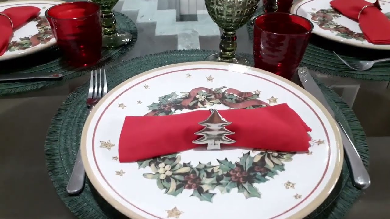 MESA POSTA NATALINA TRADICIONAL. 🍽🎄
