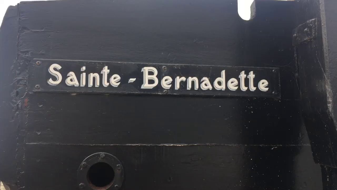 Sortie de l’eau de la Sainte-Bernadette à Honfleur