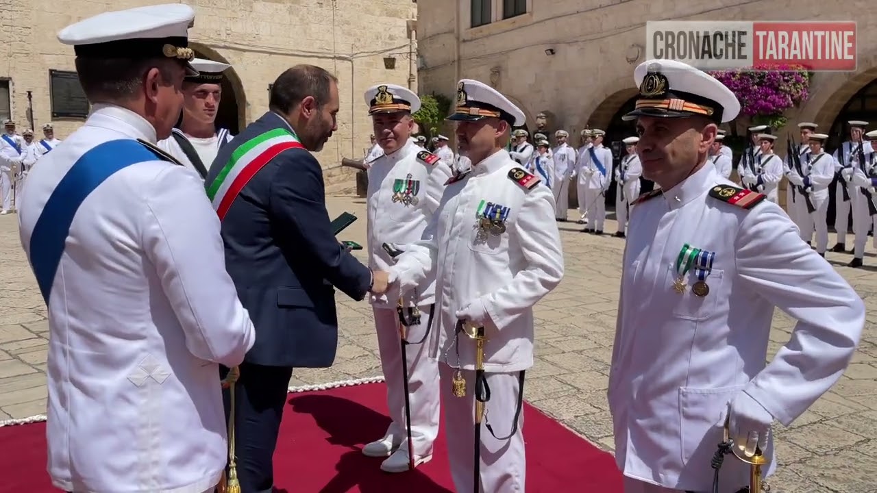 Taranto festeggia la “Giornata della Marina Militare”