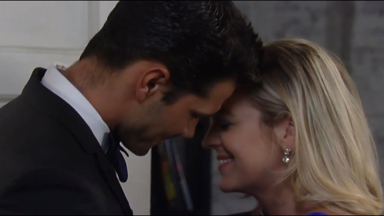 Nathan & Maxie 01-02-15 (1/2) 