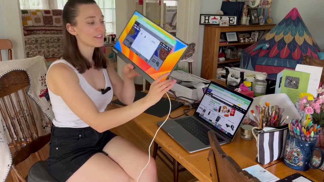 15.6-Inch FHD Portable Monitor USB-C HDMI