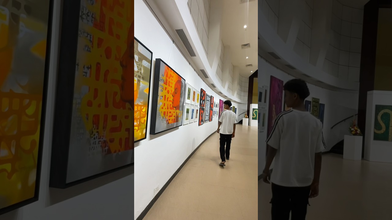 Jahangir art gallery | ￼Mumbai 📍 #art #sketch #artist