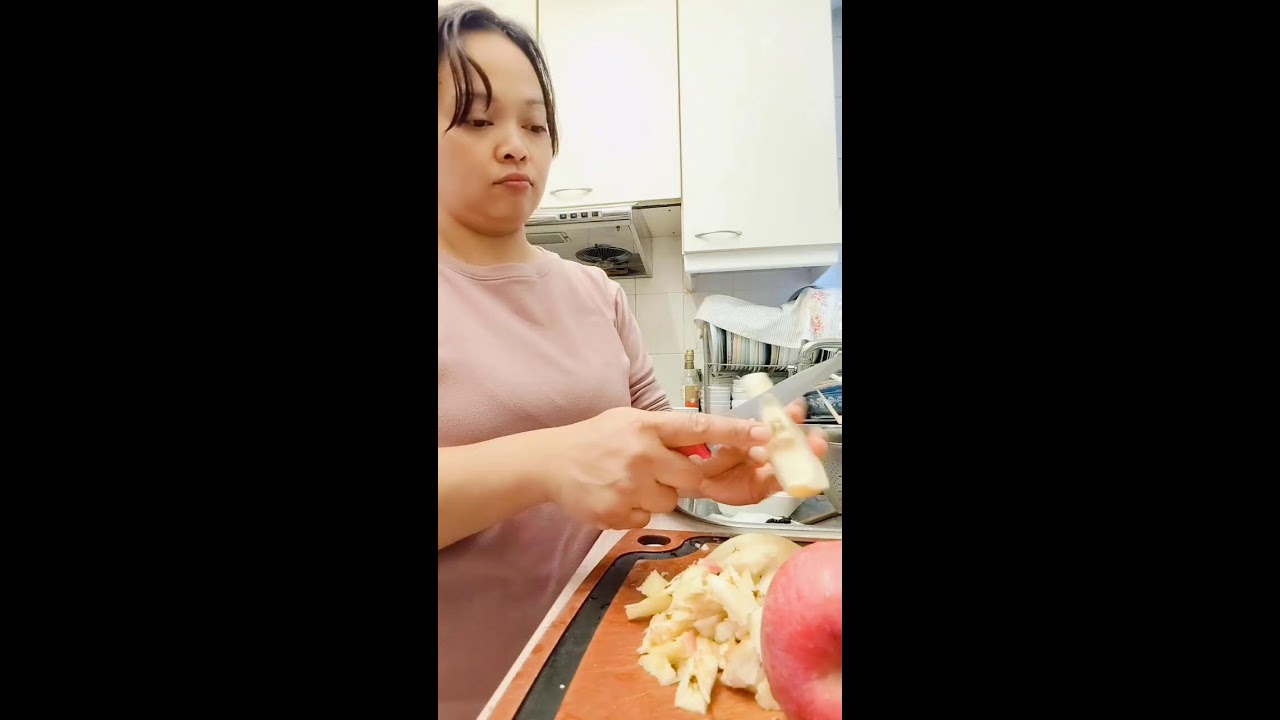 buat minuman dari sari buah apel  + buah pir 🍐 👍
