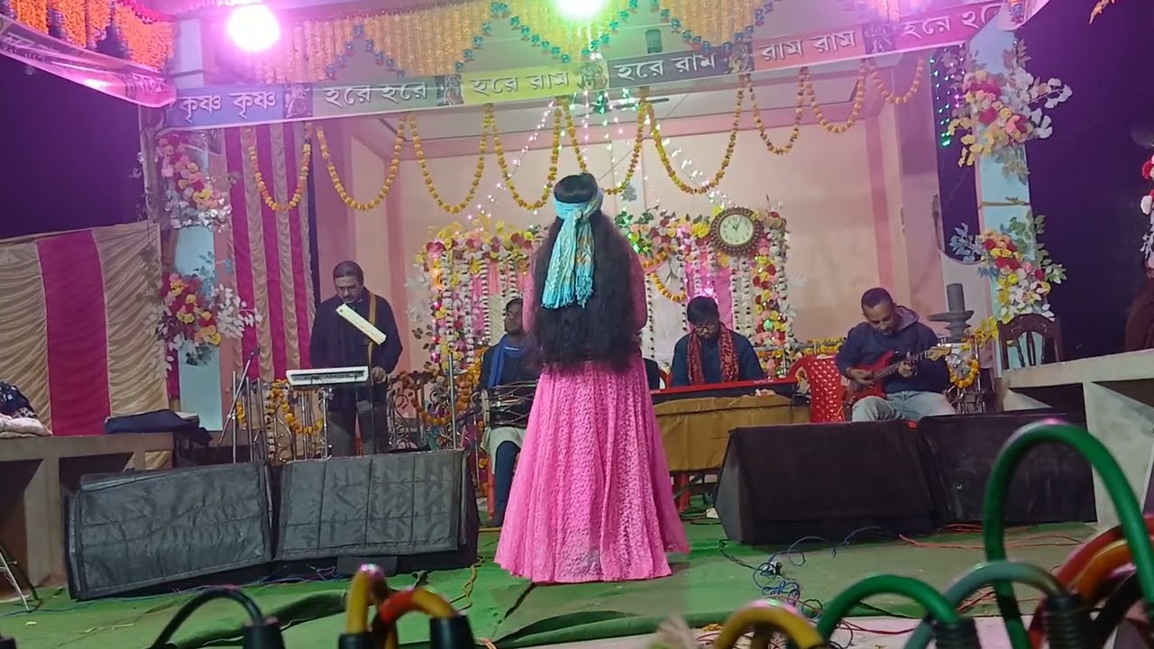 আজ ফাগুনী পূর্ণিমা রাতে চল পালায় এ যাই #tanding song#hailights# vairal ভিডিও # শিল্পী রানী মন্ডল 