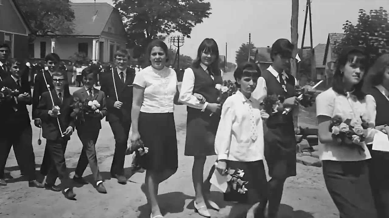 1966-os Medinai általános iskolai ballagás megelevenítése AI segítségével