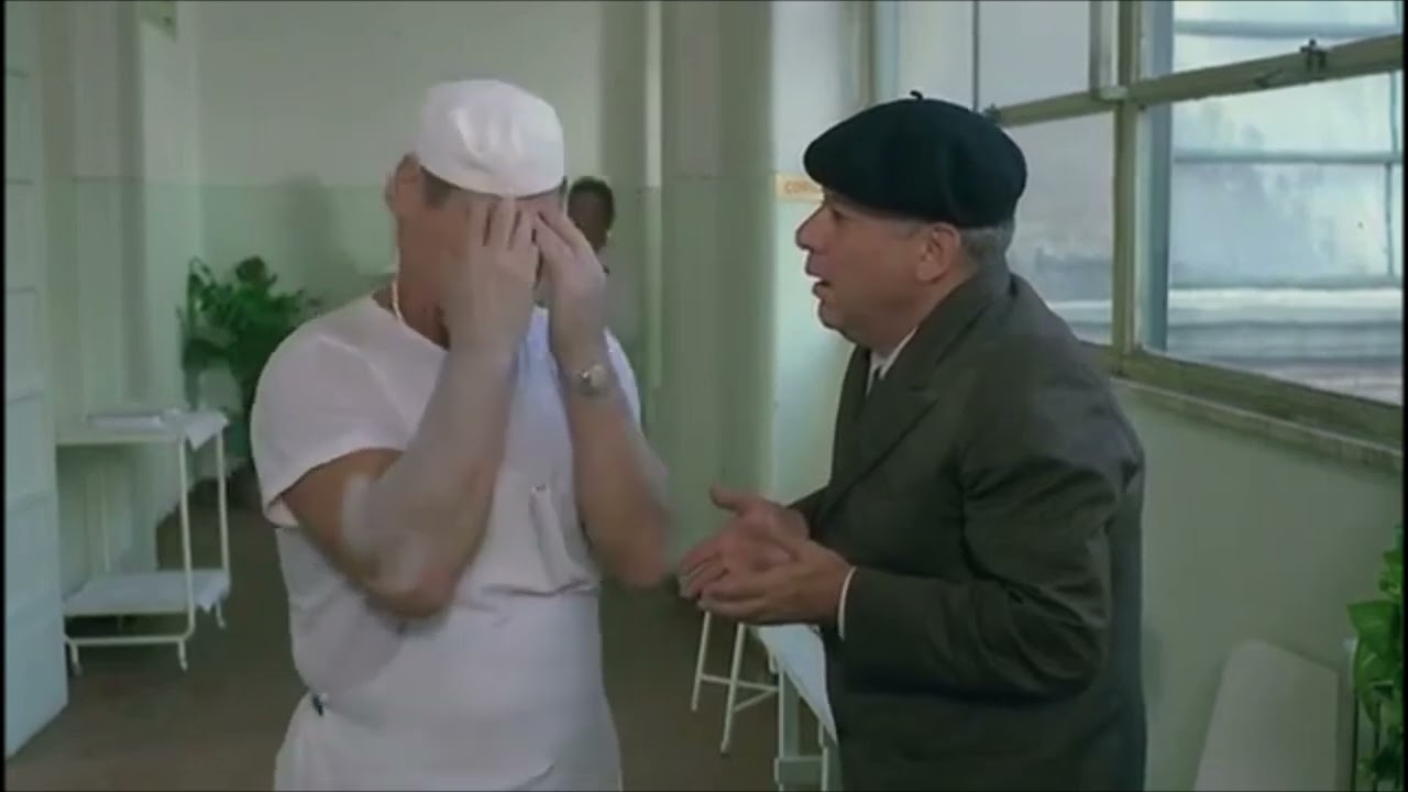 Gli sketch più esilaranti tra Villaggio ed Antonelli, ridoppiati sempre dal sottoscritto. Grazie.