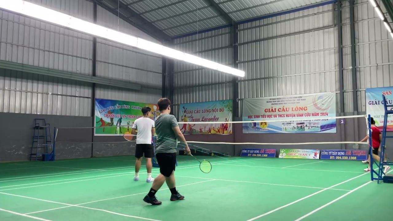 Cầu lông những cú đập rát khiến đối thủ bó tay