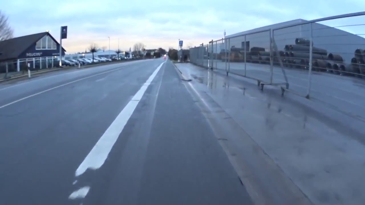 Jan auf Fahrradtour-Blinkzeichen missachtet