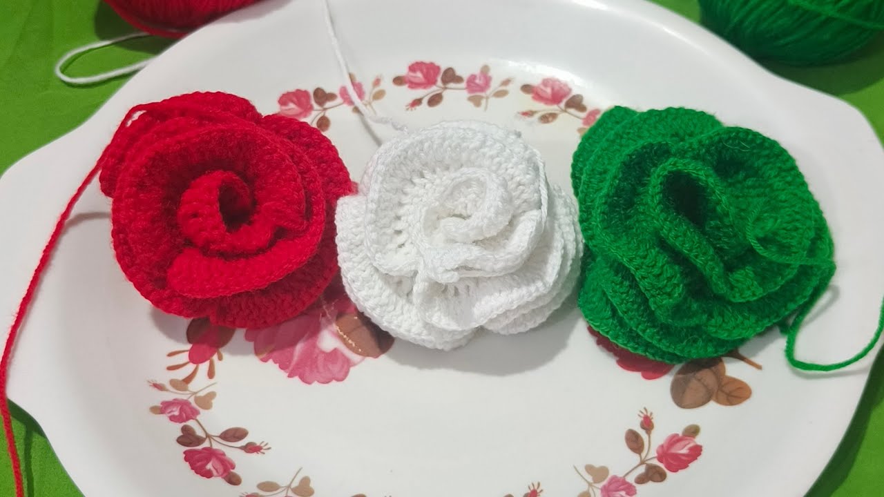 Beautiful 😍 Hand Knitted 🧶 Flowers 💐💐💐 | How to make hand Knitted flowers? 