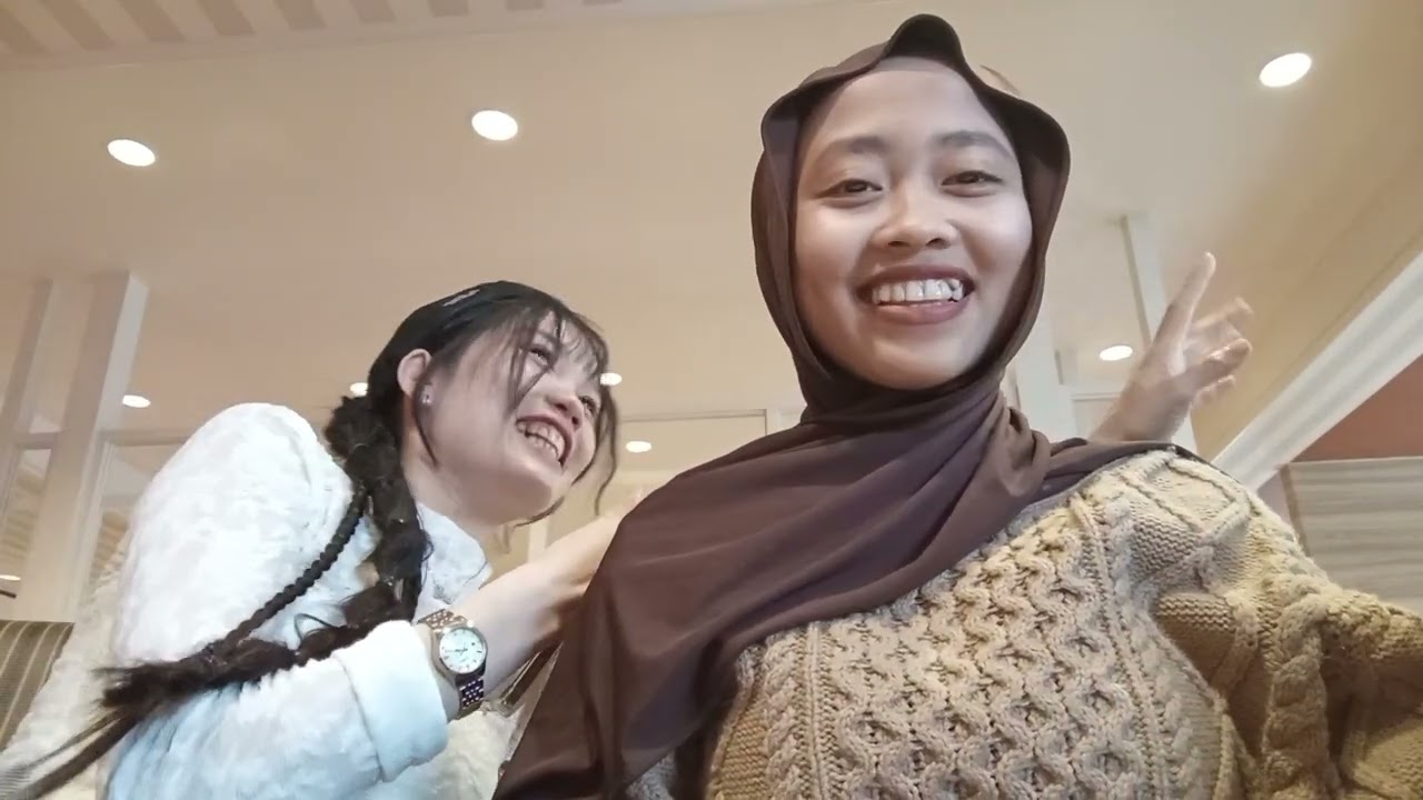 makan bareng futago chan  sebelum pulang ke vietnam