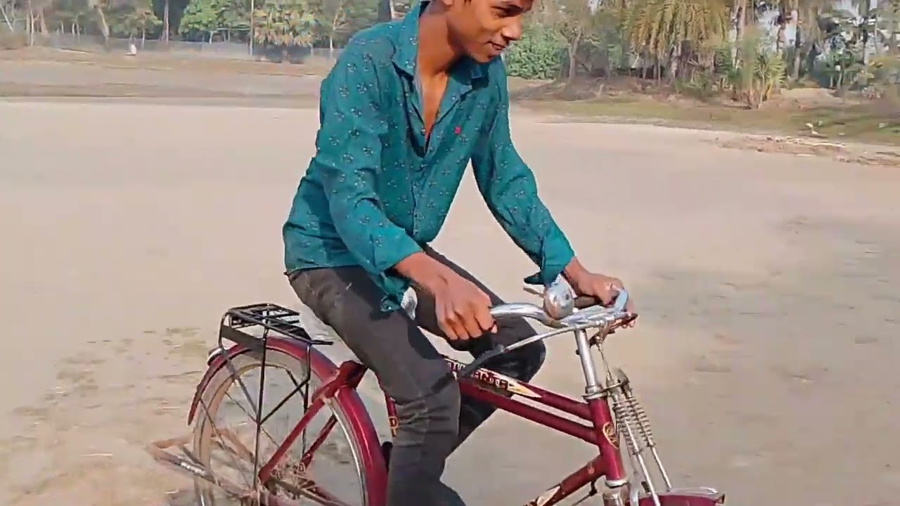 মেয়ে V/S ছেলে সাইকেল রেস . Girls V/S boys cycle race #attitude 