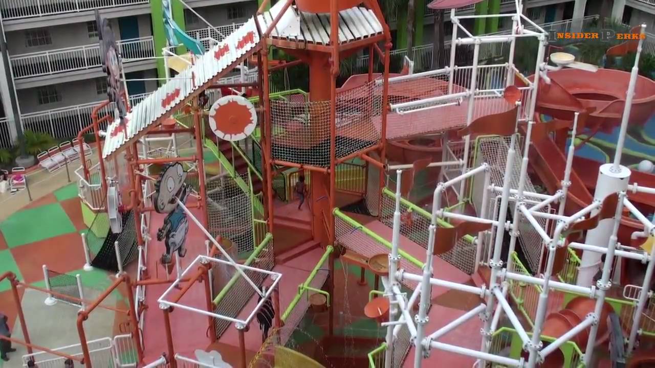 Курорт Nickelodeon Suites