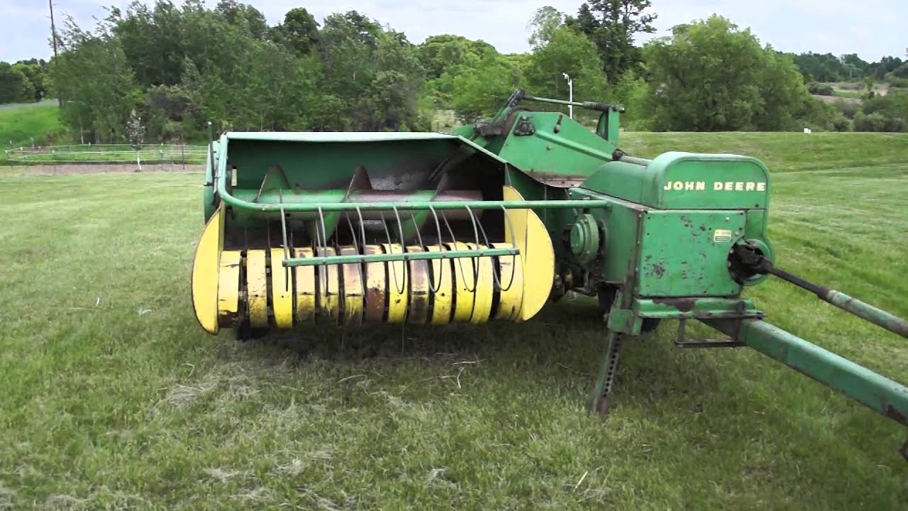 John Deere 24T Hay Baler Ressurected