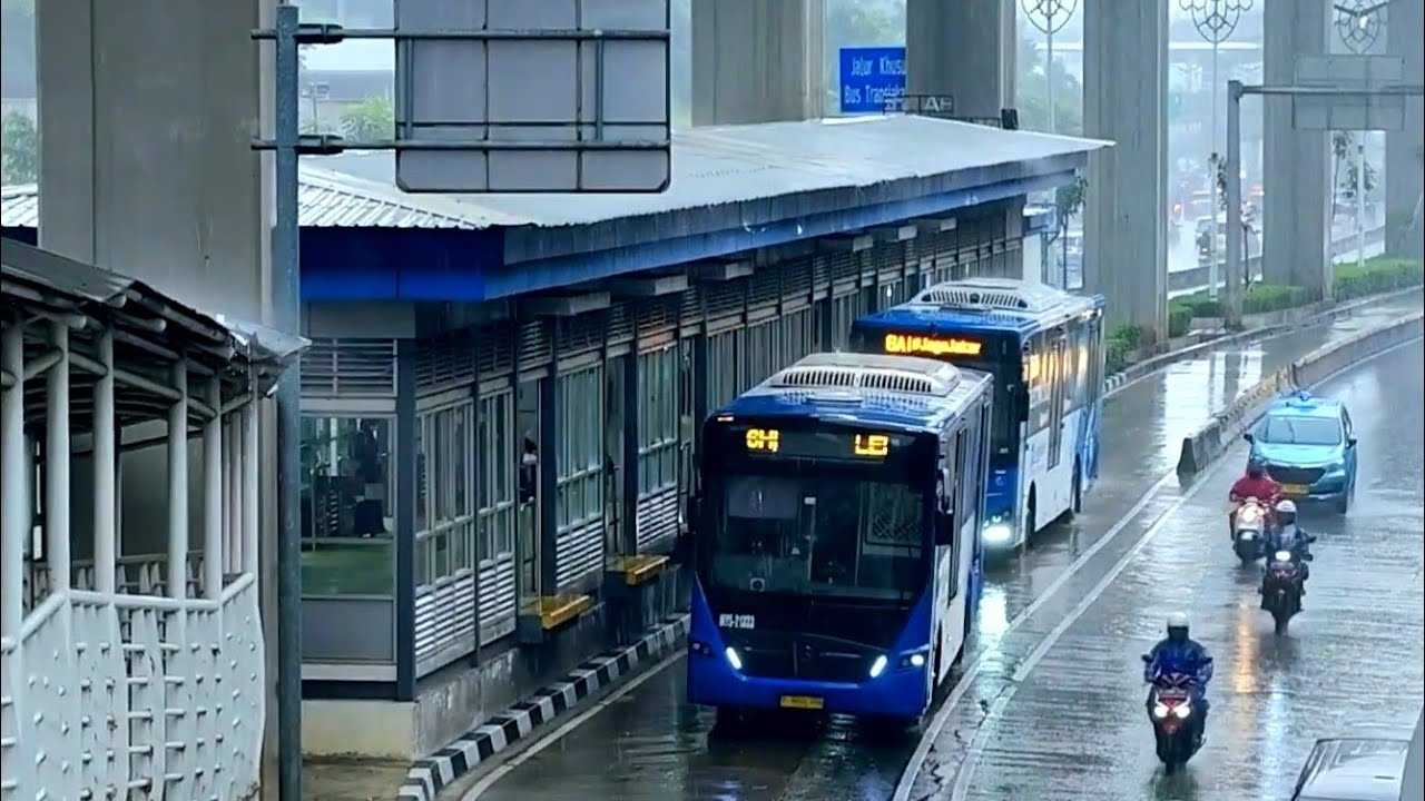 Cobain Transit Dari Halte Underpass Kuningan ke Halte Simpang Kuningan TransJakarta #JagaJakarta 