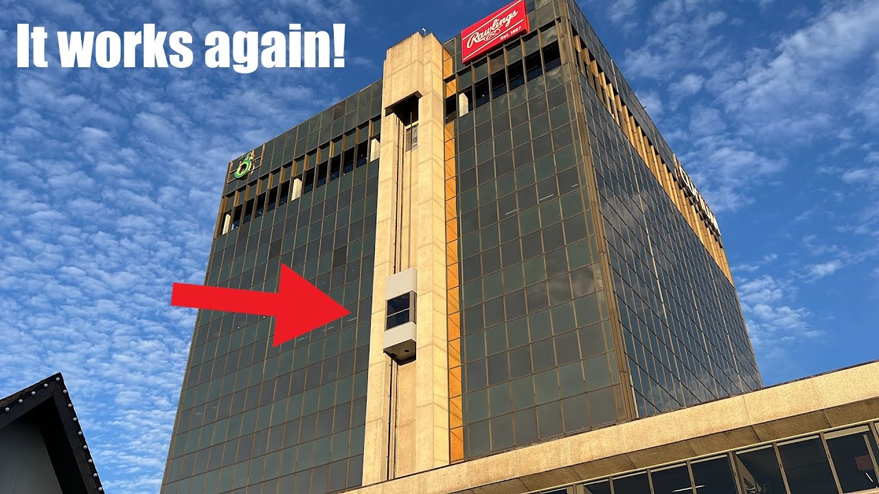 The Scenic Elevator at Westport Plaza Works Again!