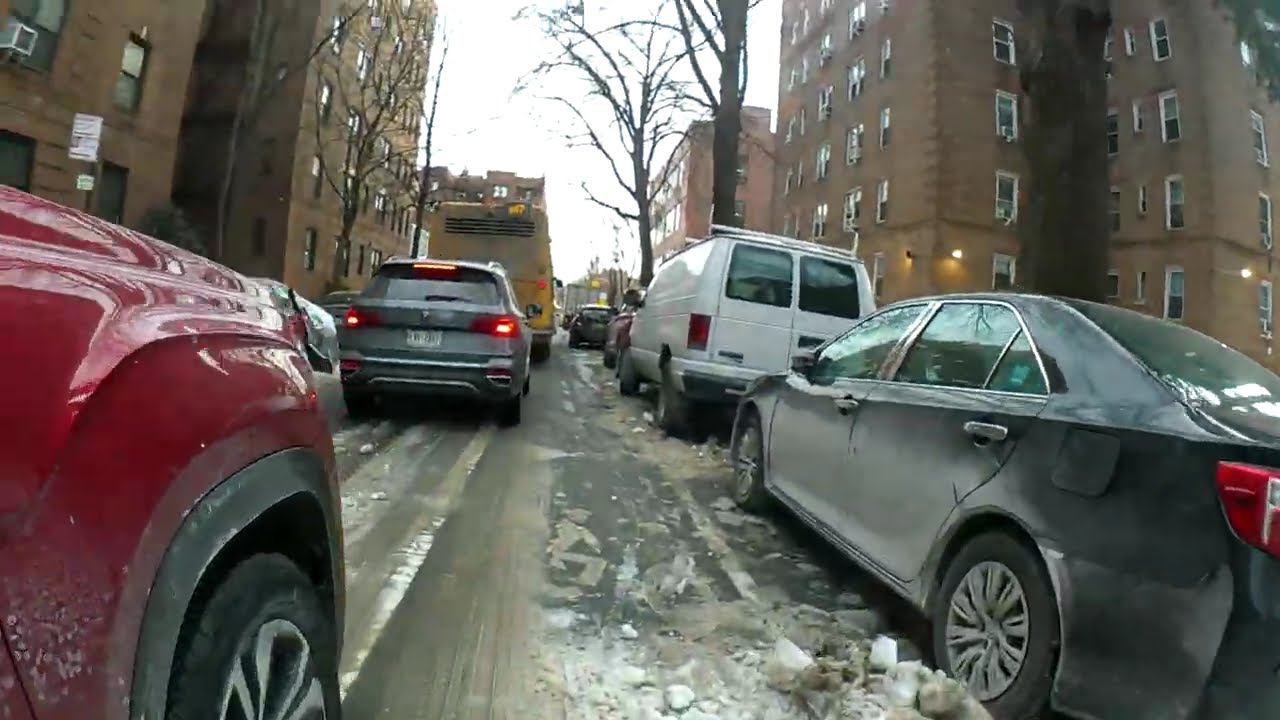 NYC Bike Messenger POV in Freezing Weather (Traffic, Blocks, Real Delivery Run) #bikemessenger