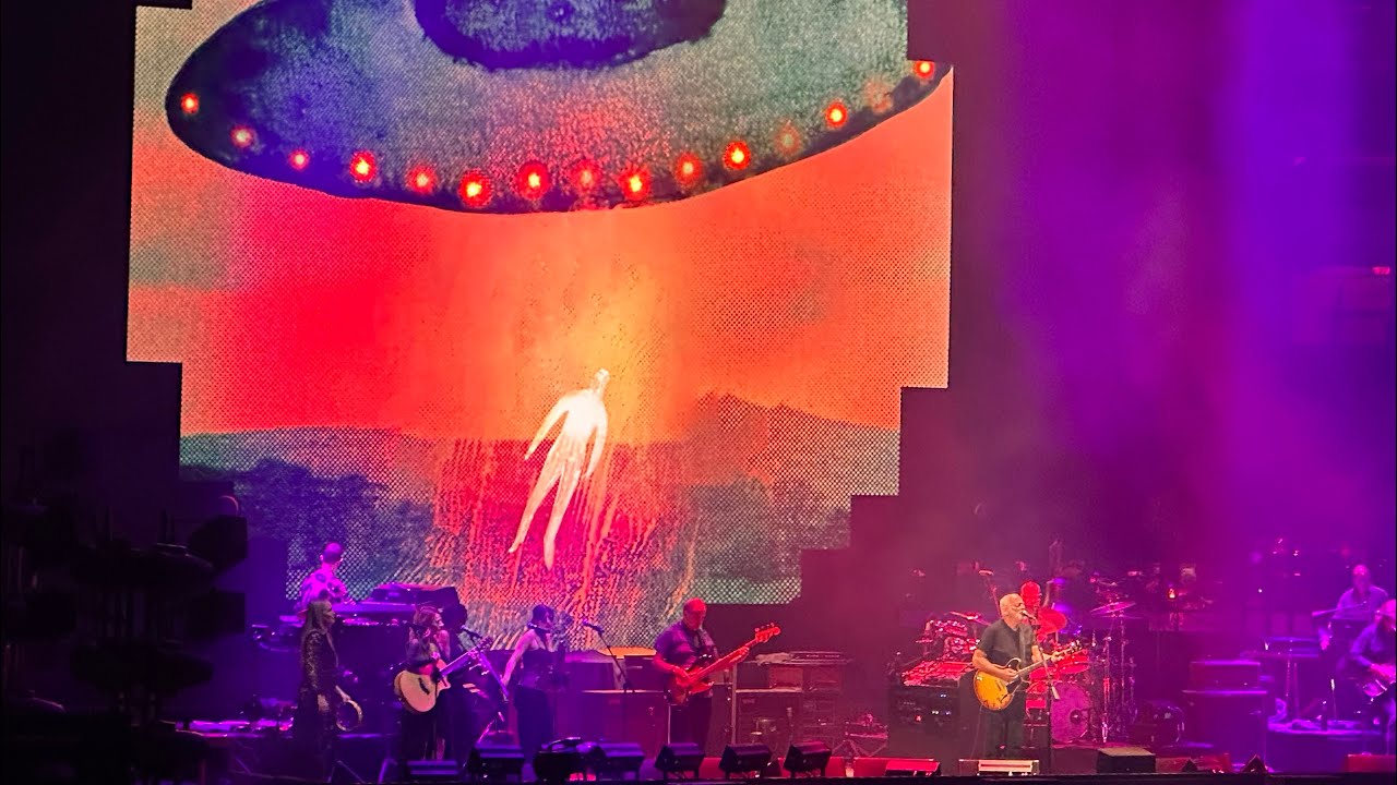 David Gilmour Dark and Velvet Nights live at the Intuit Dome, October 25, 2024 Luck and Strange Tour