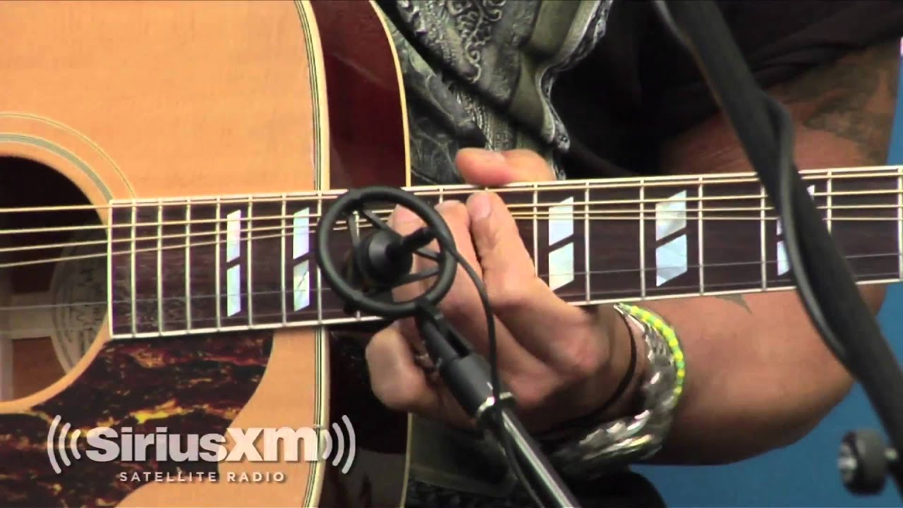 Slash & Myles Kennedy Not For Me Acoustic Live on SiriusXM (HD)