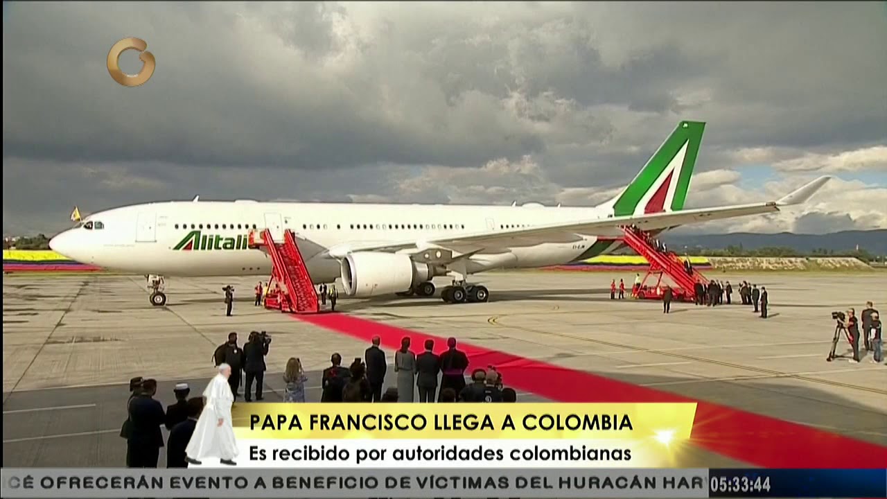 Llegada del papa Francisco a Colombia